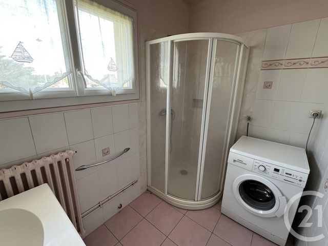 maison à vendre - 8 pièces - 164.3 m2 - AGON COUTAINVILLE - 50 - BASSE-NORMANDIE - Century 21 Royer Immo