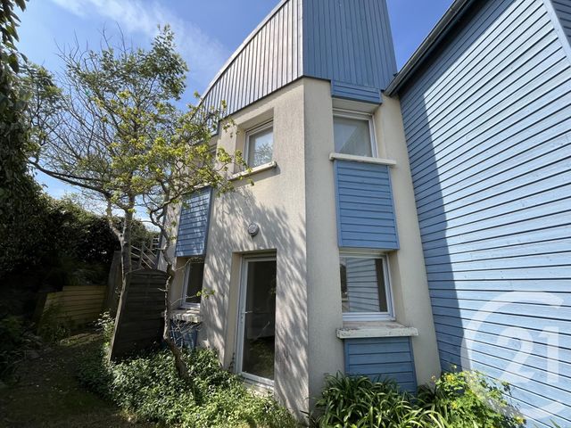 maison à vendre - 8 pièces - 164.3 m2 - AGON COUTAINVILLE - 50 - BASSE-NORMANDIE - Century 21 Royer Immo