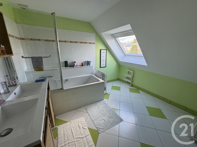 maison à vendre - 6 pièces - 157.0 m2 - HEUGUEVILLE SUR SIENNE - 50 - BASSE-NORMANDIE - Century 21 Royer Immo