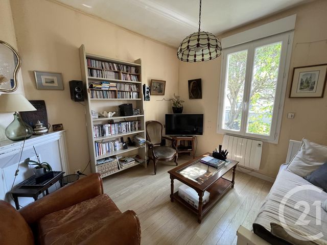 maison à vendre - 7 pièces - 113.0 m2 - AGON COUTAINVILLE - 50 - BASSE-NORMANDIE - Century 21 Royer Immo