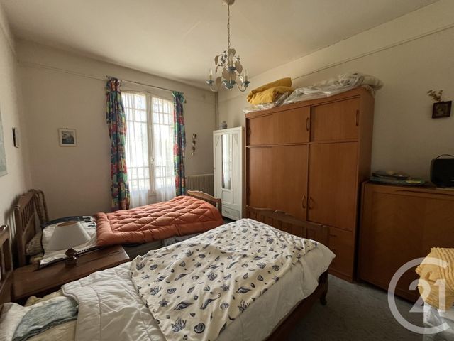 maison à vendre - 8 pièces - 145.54 m2 - AGON COUTAINVILLE - 50 - BASSE-NORMANDIE - Century 21 Royer Immo