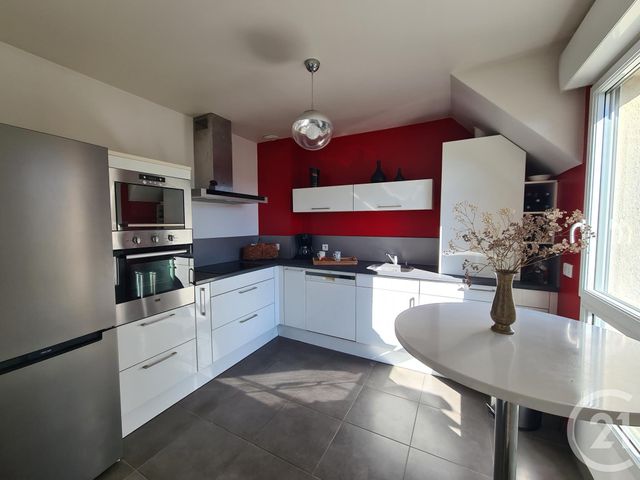 Appartement F3 à vendre - 3 pièces - 65.23 m2 - AGON COUTAINVILLE - 50 - BASSE-NORMANDIE - Century 21 Royer Immo