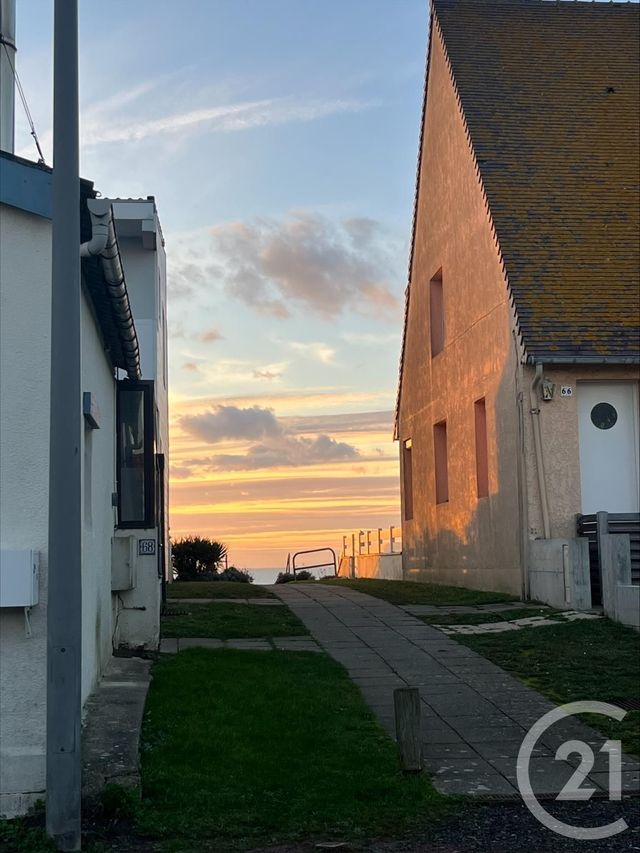 maison à vendre - 3 pièces - 55.6 m2 - AGON COUTAINVILLE - 50 - BASSE-NORMANDIE - Century 21 Royer Immo