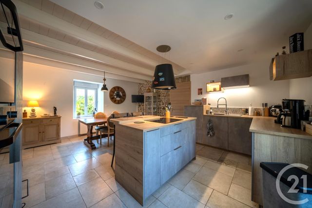 maison à vendre - 4 pièces - 121.9 m2 - PIROU - 50 - BASSE-NORMANDIE - Century 21 Royer Immo