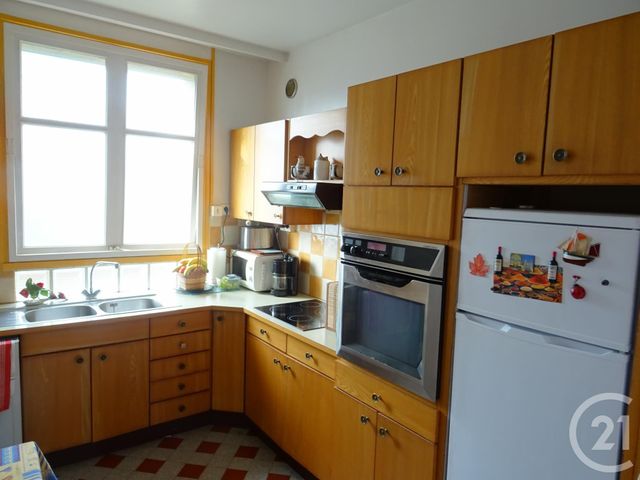 Afficher la photo en grand immeuble à vendre - 135.0 m2 - JULLOUVILLE - 50 - BASSE-NORMANDIE - Century 21 Royer Immo