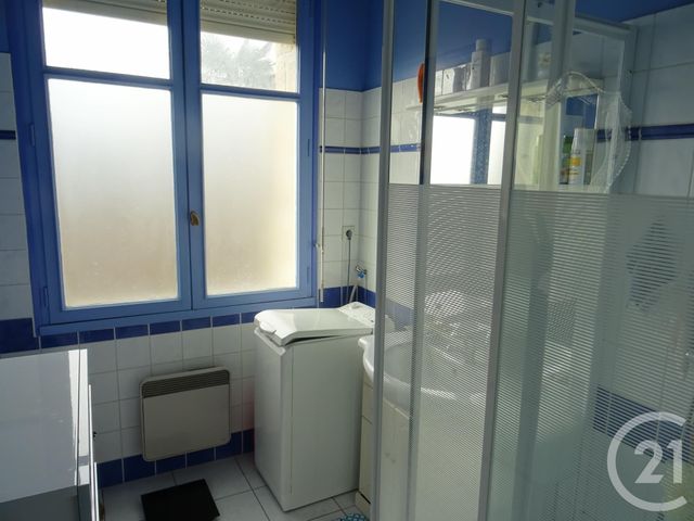 Afficher la photo en grand immeuble à vendre - 135.0 m2 - JULLOUVILLE - 50 - BASSE-NORMANDIE - Century 21 Royer Immo