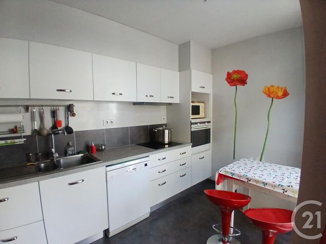 Appartement F5 à vendre - 6 pièces - 106.44 m2 - GRANVILLE - 50 - BASSE-NORMANDIE - Century 21 Royer Immo