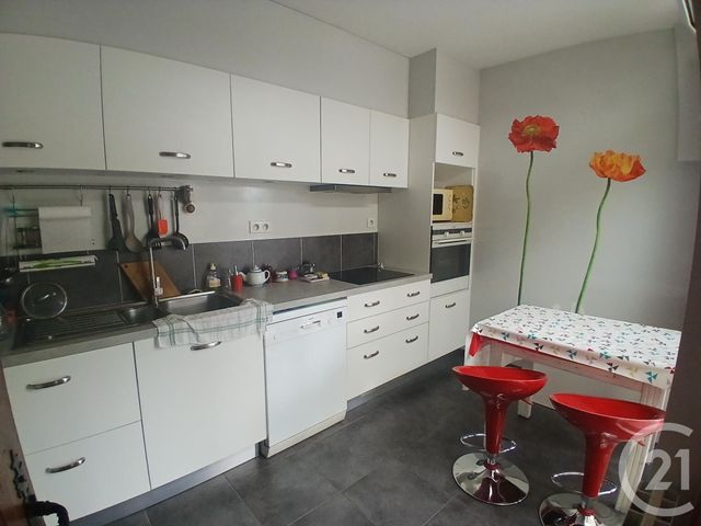 Appartement F5 à vendre - 6 pièces - 106.0 m2 - GRANVILLE - 50 - BASSE-NORMANDIE - Century 21 Royer Immo