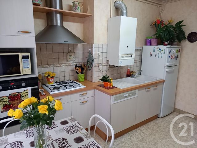 Appartement F4 à vendre - 4 pièces - 88.08 m2 - GRANVILLE - 50 - BASSE-NORMANDIE - Century 21 Royer Immo Appartement F4 à vendre - 4 pièces - 88.08 m2 - GRANVILLE - 50 - BASSE-NORMANDIE - Century 21 Royer Immo