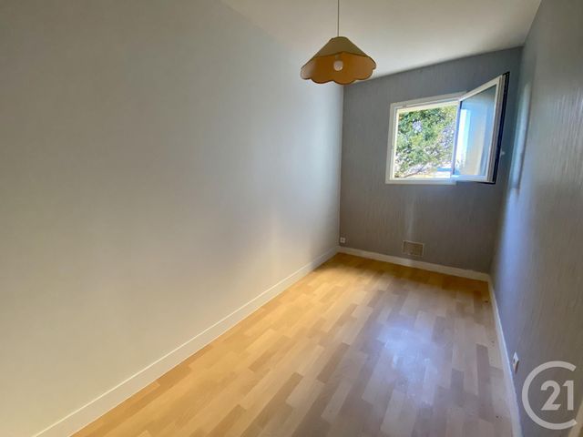 Appartement F3 à vendre - 3 pièces - 62.0 m2 - GRANVILLE - 50 - BASSE-NORMANDIE - Century 21 Royer Immo