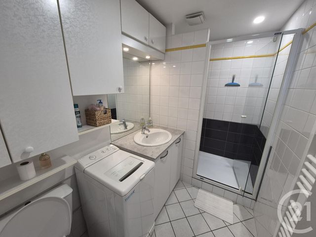 Appartement F2 à vendre - 2 pièces - 38.15 m2 - DONVILLE LES BAINS - 50 - BASSE-NORMANDIE - Century 21 Royer Immo