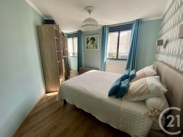 maison à vendre - 7 pièces - 286.0 m2 - DONVILLE LES BAINS - 50 - BASSE-NORMANDIE - Century 21 Royer Immo