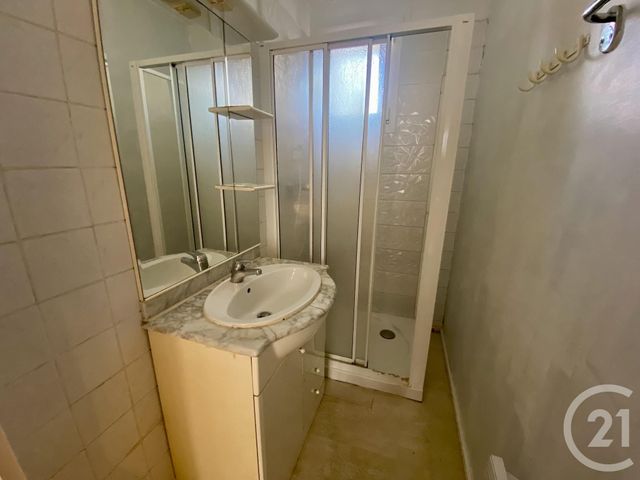 Afficher la photo en grand Appartement F2 à vendre - 2 pièces - 34.31 m2 - DONVILLE LES BAINS - 50 - BASSE-NORMANDIE - Century 21 Royer Immo