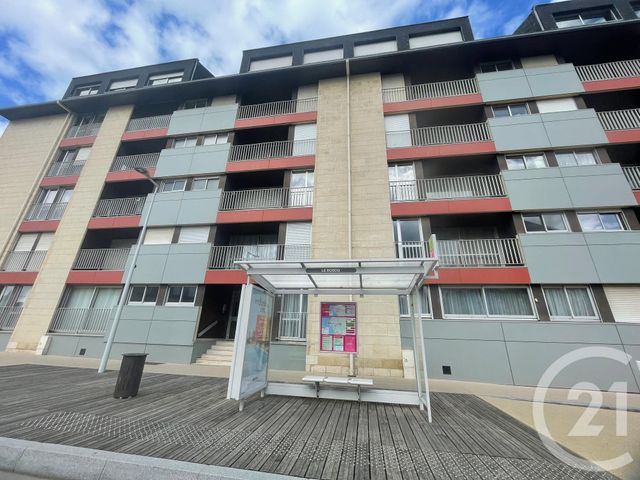 Appartement F3 à vendre - 3 pièces - 60.8 m2 - GRANVILLE - 50 - BASSE-NORMANDIE - Century 21 Royer Immo