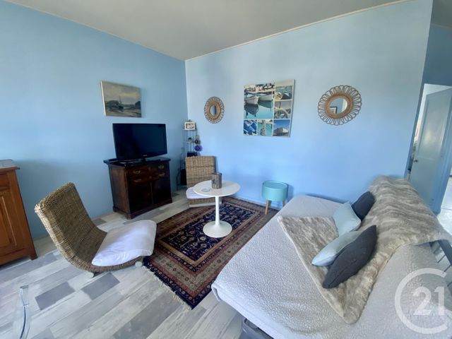 Appartement F3 à vendre - 3 pièces - 62.79 m2 - GRANVILLE - 50 - BASSE-NORMANDIE - Century 21 Royer Immo