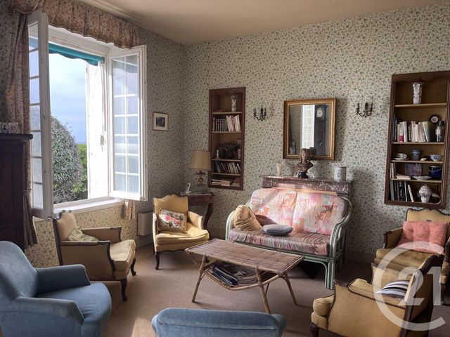 maison à vendre - 8 pièces - 145.0 m2 - JULLOUVILLE - 50 - BASSE-NORMANDIE - Century 21 Royer Immo