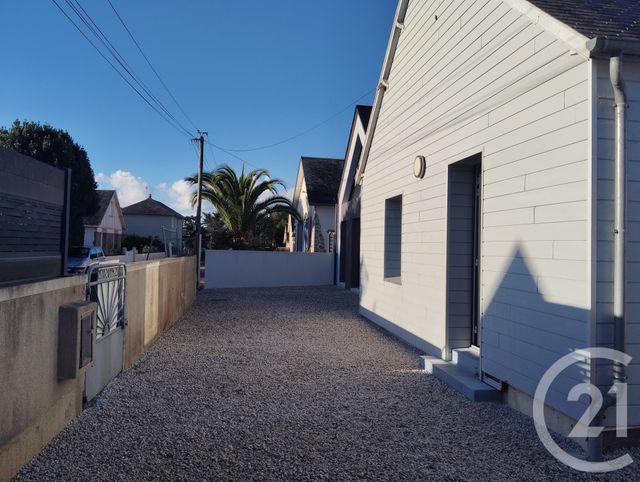 maison à vendre - 6 pièces - 121.54 m2 - ST PAIR SUR MER - 50 - BASSE-NORMANDIE - Century 21 Royer Immo