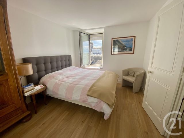 maison à vendre - 7 pièces - 150.0 m2 - GRANVILLE - 50 - BASSE-NORMANDIE - Century 21 Royer Immo