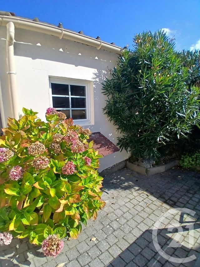 maison à vendre - 4 pièces - 94.7 m2 - COUDEVILLE SUR MER - 50 - BASSE-NORMANDIE - Century 21 Royer Immo