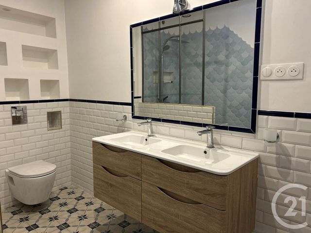 Appartement F4 à vendre - 5 pièces - 113.0 m2 - GRANVILLE - 50 - BASSE-NORMANDIE - Century 21 Royer Immo