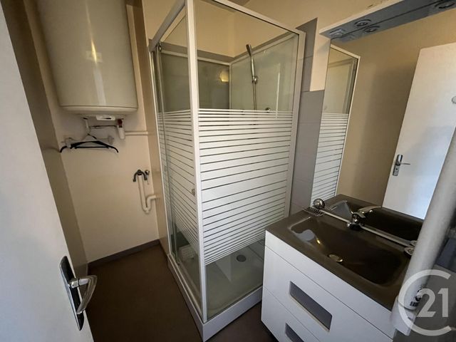 Appartement F2 à louer - 2 pièces - 35.05 m2 - GRANVILLE - 50 - BASSE-NORMANDIE - Century 21 Royer Immo