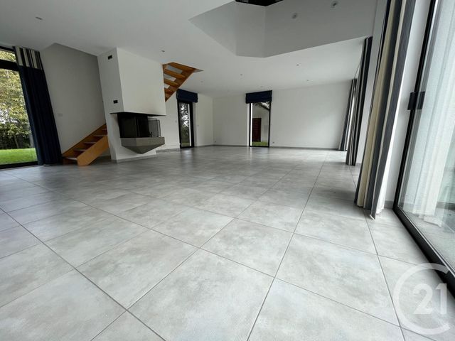 maison à vendre - 5 pièces - 225.0 m2 - GENETS - 50 - BASSE-NORMANDIE - Century 21 Royer Immo