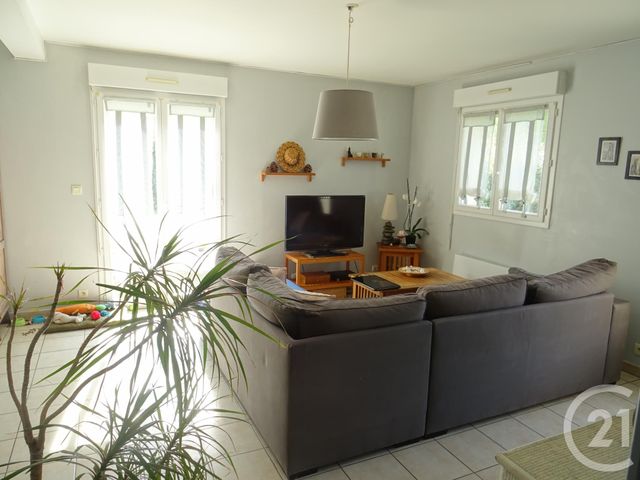 maison à vendre - 6 pièces - 97.0 m2 - ST PLANCHERS - 50 - BASSE-NORMANDIE - Century 21 Royer Immo