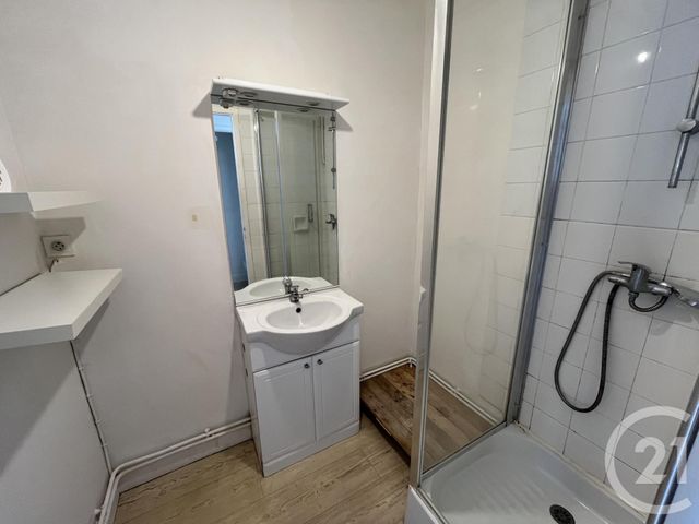 Appartement F3 à louer - 3 pièces - 64.69 m2 - GRANVILLE - 50 - BASSE-NORMANDIE - Century 21 Royer Immo Appartement F3 à louer - 3 pièces - 64.69 m2 - GRANVILLE - 50 - BASSE-NORMANDIE - Century 21 Royer Immo