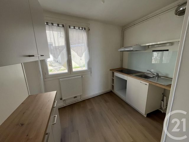 Appartement F3 à louer - 3 pièces - 64.69 m2 - GRANVILLE - 50 - BASSE-NORMANDIE - Century 21 Royer Immo Appartement F3 à louer - 3 pièces - 64.69 m2 - GRANVILLE - 50 - BASSE-NORMANDIE - Century 21 Royer Immo