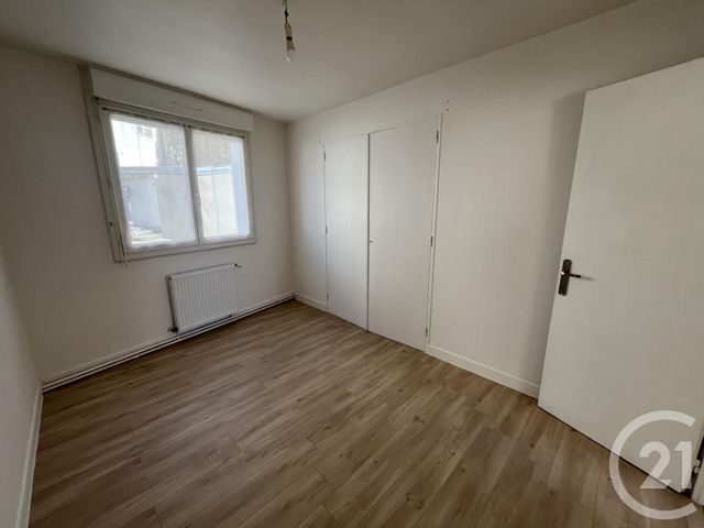 Appartement F3 à louer - 3 pièces - 64.69 m2 - GRANVILLE - 50 - BASSE-NORMANDIE - Century 21 Royer Immo Appartement F3 à louer - 3 pièces - 64.69 m2 - GRANVILLE - 50 - BASSE-NORMANDIE - Century 21 Royer Immo