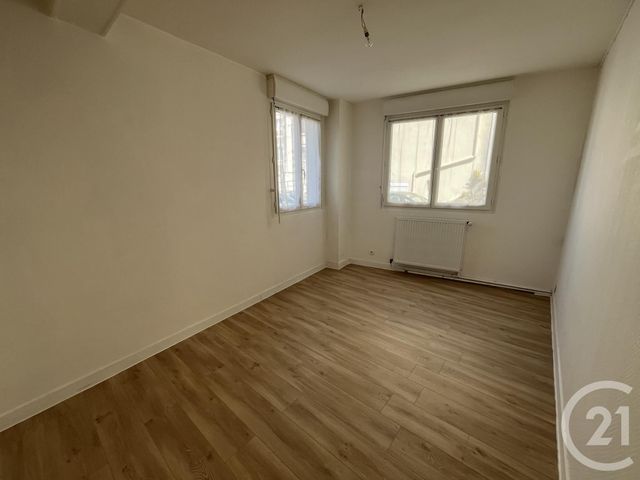 Appartement F3 à louer - 3 pièces - 64.69 m2 - GRANVILLE - 50 - BASSE-NORMANDIE - Century 21 Royer Immo Appartement F3 à louer - 3 pièces - 64.69 m2 - GRANVILLE - 50 - BASSE-NORMANDIE - Century 21 Royer Immo