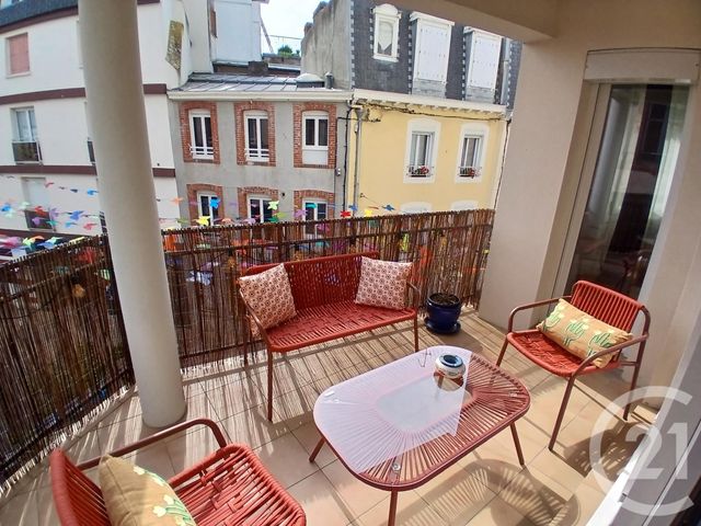 Appartement F3 à vendre - 6 pièces - 118.22 m2 - GRANVILLE - 50 - BASSE-NORMANDIE - Century 21 Royer Immo