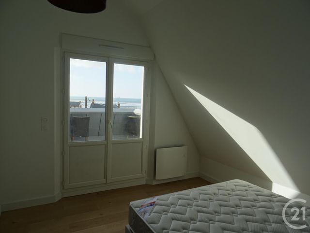 maison à vendre - 6 pièces - 106.5 m2 - ST PAIR SUR MER - 50 - BASSE-NORMANDIE - Century 21 Royer Immo