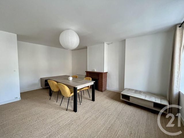 Appartement F2 à louer - 2 pièces - 49.23 m2 - GRANVILLE - 50 - BASSE-NORMANDIE - Century 21 Royer Immo