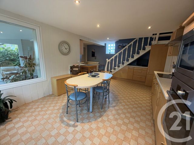 maison à vendre - 9 pièces - 219.0 m2 - LA HAYE PESNEL - 50 - BASSE-NORMANDIE - Century 21 Royer Immo