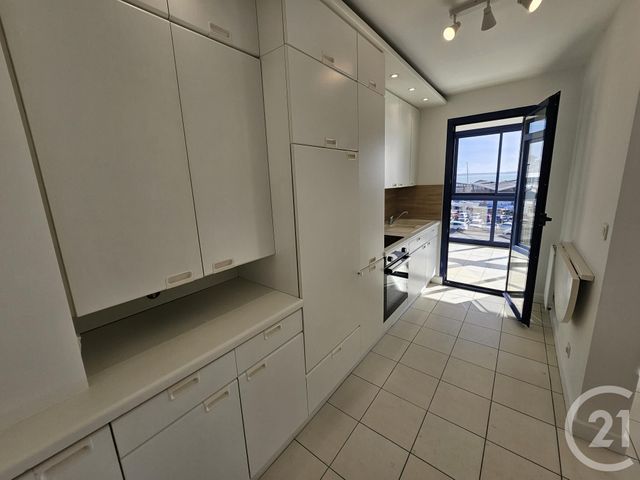 Appartement F2 à vendre - 3 pièces - 63.1 m2 - GRANVILLE - 50 - BASSE-NORMANDIE - Century 21 Royer Immo