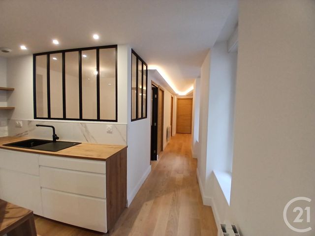 Appartement à vendre - 3 pièces - 94.65 m2 - GRANVILLE - 50 - BASSE-NORMANDIE - Century 21 Royer Immo