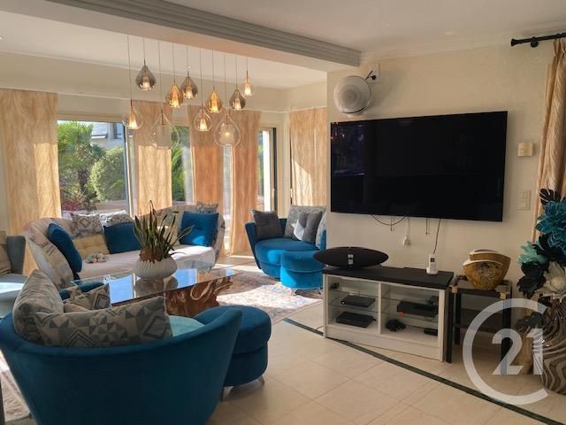 maison à vendre - 9 pièces - 340.0 m2 - DONVILLE LES BAINS - 50 - BASSE-NORMANDIE - Century 21 Royer Immo