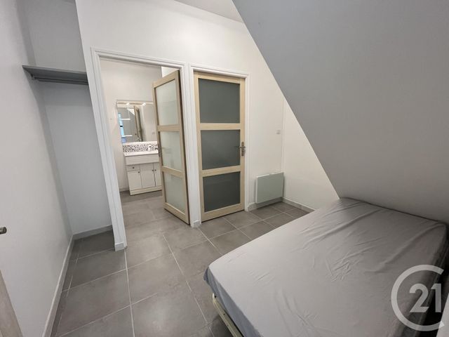 Appartement F1 à louer - 1 pièce - 39.0 m2 - GRANVILLE - 50 - BASSE-NORMANDIE - Century 21 Royer Immo