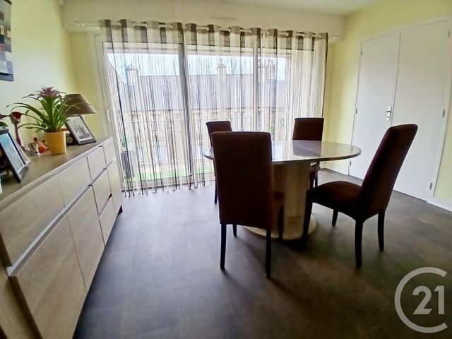 Appartement F3 à vendre - 3 pièces - 57.59 m2 - GRANVILLE - 50 - BASSE-NORMANDIE - Century 21 Royer Immo