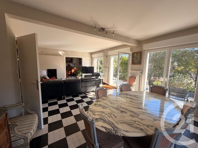 maison à vendre - 8 pièces - 161.0 m2 - JULLOUVILLE - 50 - BASSE-NORMANDIE - Century 21 Royer Immo