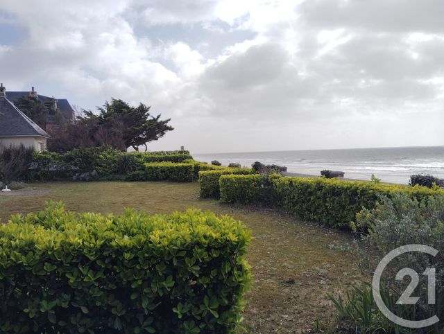 maison à vendre - 9 pièces - 180.61 m2 - JULLOUVILLE - 50 - BASSE-NORMANDIE - Century 21 Royer Immo