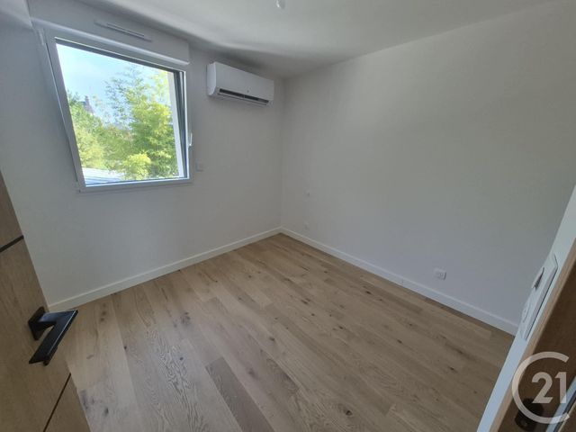 Appartement F3 à vendre - 3 pièces - 68.21 m2 - DONVILLE LES BAINS - 50 - BASSE-NORMANDIE - Century 21 Royer Immo