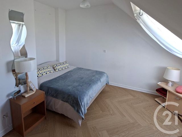 Appartement Studio à vendre - 1 pièce - 29.63 m2 - JULLOUVILLE - 50 - BASSE-NORMANDIE - Century 21 Royer Immo