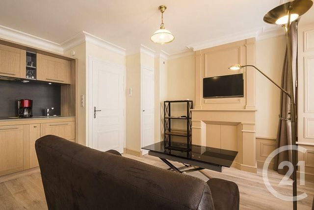 Appartement F1 à vendre - 1 pièce - 26.39 m2 - GRANVILLE - 50 - BASSE-NORMANDIE - Century 21 Royer Immo