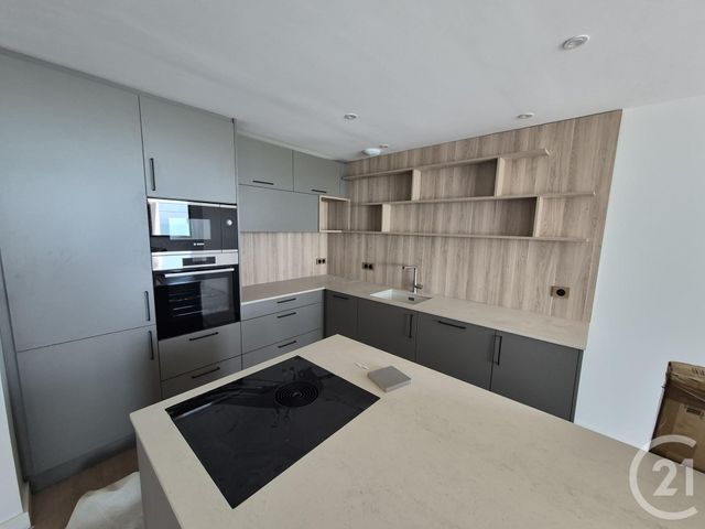Appartement F3 à vendre - 3 pièces - 74.02 m2 - DONVILLE LES BAINS - 50 - BASSE-NORMANDIE - Century 21 Royer Immo