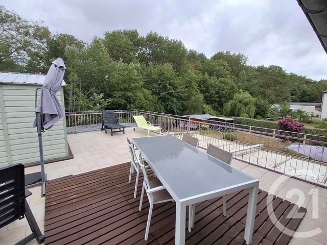 maison à vendre - 6 pièces - 135.0 m2 - JULLOUVILLE - 50 - BASSE-NORMANDIE - Century 21 Royer Immo