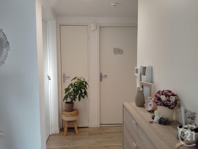 Appartement F3 à vendre - 3 pièces - 73.08 m2 - ST PAIR SUR MER - 50 - BASSE-NORMANDIE - Century 21 Royer Immo