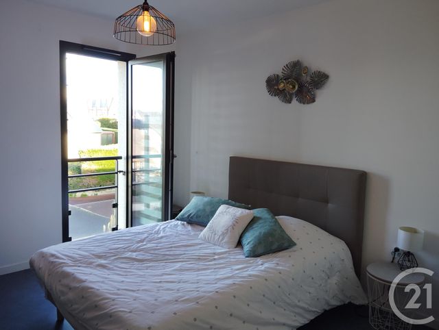 Appartement F3 à vendre - 3 pièces - 73.08 m2 - ST PAIR SUR MER - 50 - BASSE-NORMANDIE - Century 21 Royer Immo