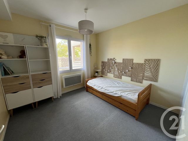 Appartement F3 à louer - 3 pièces - 76.64 m2 - GRANVILLE - 50 - BASSE-NORMANDIE - Century 21 Royer Immo